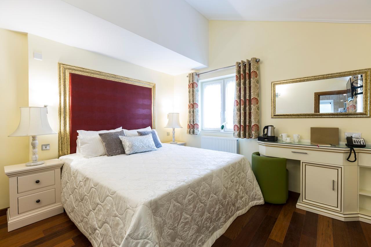 Linton Hotel Luton Luton  Exteriör bild